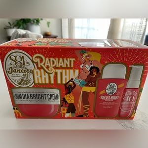 ✨Sol de Janeiro Gift Set - BRAND NEW ✨